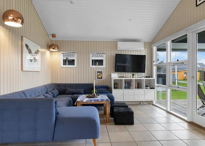 Roya - 100m From The Sea By Interhome *